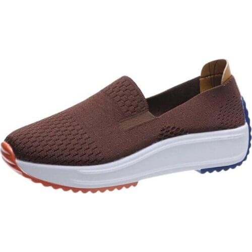 New womens sneakers, fashion flying woven, breathable, lightweight and comfortable, plus size one-step casual shoes for women