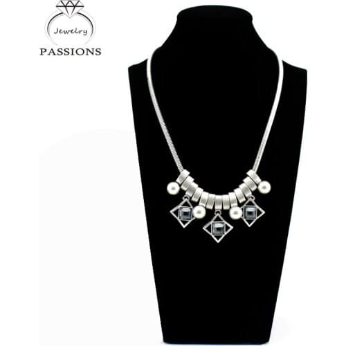 Luxury Metal Colorful Imitation Crystal Necklace Exaggeration Necklace Collier For Gift Jewelry Women Sweater Chain