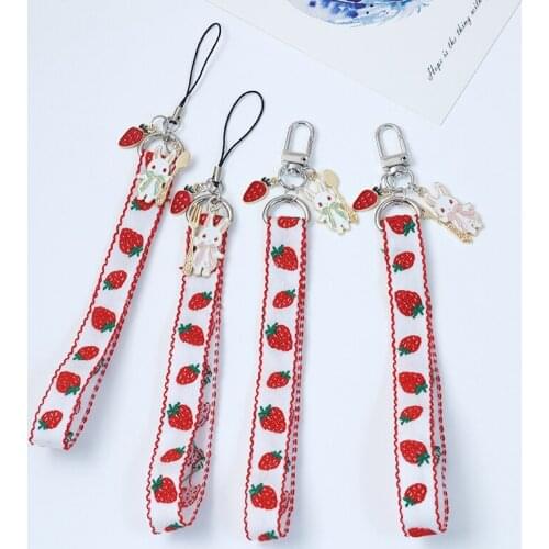 Girls small strawberry wrist short rope phone hang rope Pendant keychain Keyrings Llavero