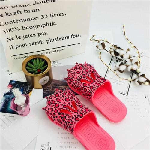 Summer Women Beach Sandals Slippers Flip Flops Loafer Comfort Shoes Female Slippers Light Outdoor Casual Woman Slippers