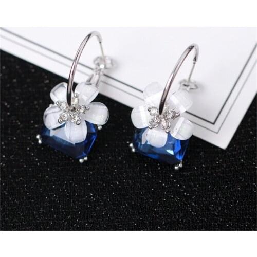 Flower Stud Earrings Women Metal Jewelry Accessories Opal Earings Female Party Decorations 2019 New Jewelry Gifts for Ladies