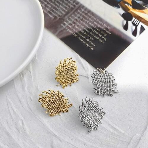 U-Magical Statement Large Wide Weave Dangle Earrings for Women Textured Straw Flat Gold Silver Color Metallic Earrings Jewelry