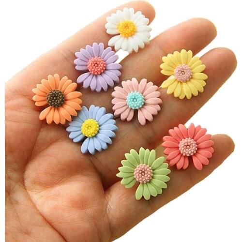 30Pcs Mini Daisy Flowers Flat Back Resin Kids Hair Clips Jewelry Decoration Accessories DIY Planar Resin Material Craft Patch