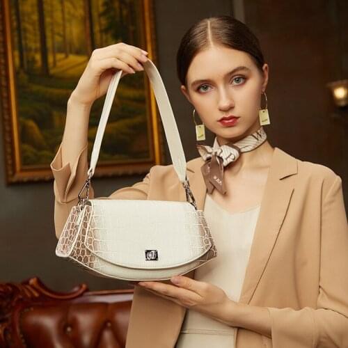 Vintage Style Baguette Designer Bags Luxury Female Shoulder Bag Genuine Leather 2021 New Armpit Purses Women Handbag Popular