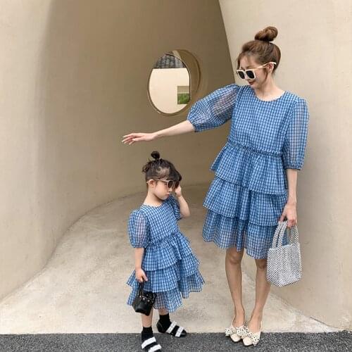 2021 Summer mother and daughter clothes plaid short sleeve layered dress Korean style mommy and me princess tiered dresses