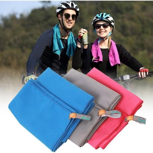 Daily Using Useful Travel Sports Backpack Beach Cooling Towel Vibrant Color Compact Gym Towel Skin-friendly for Home