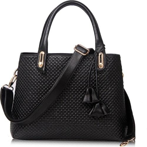 La MaxZa Ladies Handbags