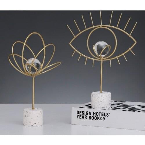 Nordic Light Luxury Wisdom Eye Crystal Ball Crafts Home Furnishing Creative Decoration Living Room Metal Decoration Figurines