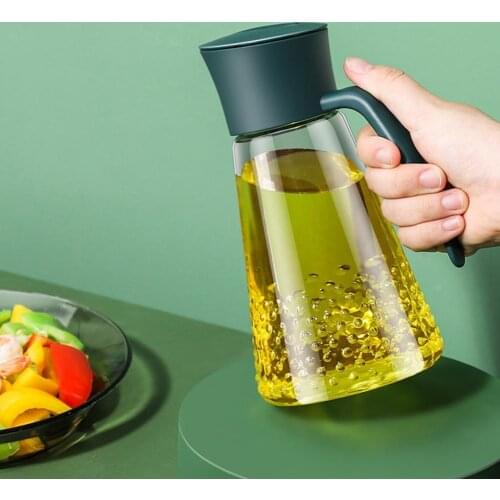 630ml Oil Dispenser Ergonomics Handle Oil Bottle One Hand Operation PP Automatic Flip Oil Glass Pot for Kitchen