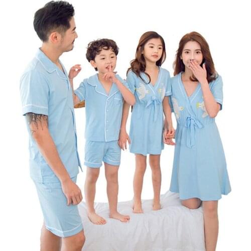 Vigarelyan Matching Dresses For Mom And Daughter