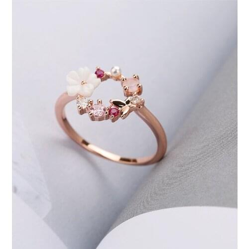 Womens Fashion Romantic Butterfly Wedding Rings Flowers Crystal Rose Gold Ring Band Zirconia Glamour Ring Jewelry Girl Gift