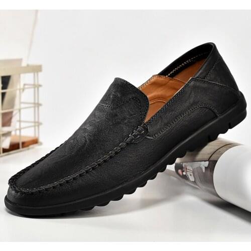 Mens Slip-on Driving Shoes Split Leather Fashion Sneakers Outdoor Loafers Casual Shoes Comfortable Flat Shoes Walking Shoes