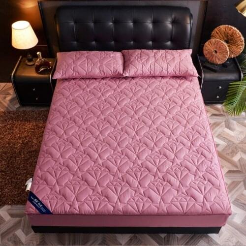 Thick Mattress Cover Nonslip Bed Mattress Protector Cover Anti-Bacteria Mattress Topper Air-Permeable Bed Pad Four Seasons