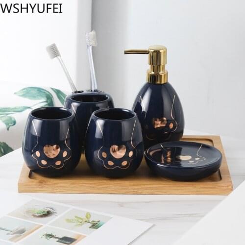 Light luxury Ceramic Bathroom Accessories Set Couple mouthwash cup Soap Dispenser Toothbrush Holder Household Bathroom Product