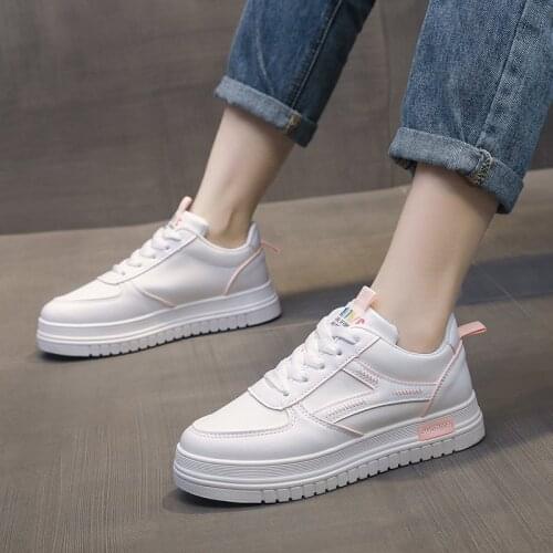 Womens Shoes Womens Thick-soled Fashion Sneakers Comfortable Soft-soled Womens Casual Flat-bottomed Ladies White Shoes