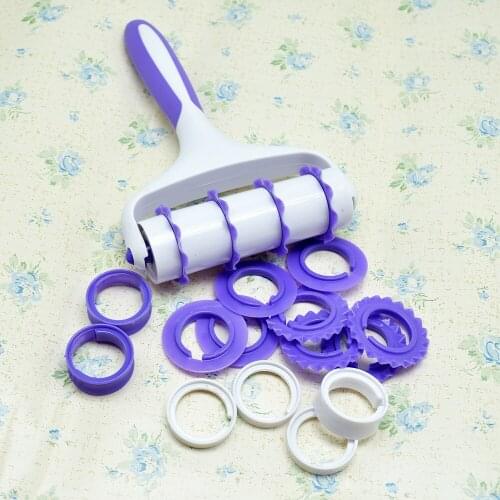 3 Style flower Lace Wheel Ribbon tools Cake Roller Lace Hob Cake Candy Decoration Tool Biscuit cutting embossed mold FM1656