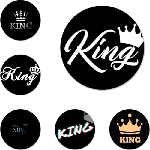 Cartoon Letter KING QUEEN Crown Icons Pins Badge Decoration Brooches Metal Badges For Clothes Backpack Decoration