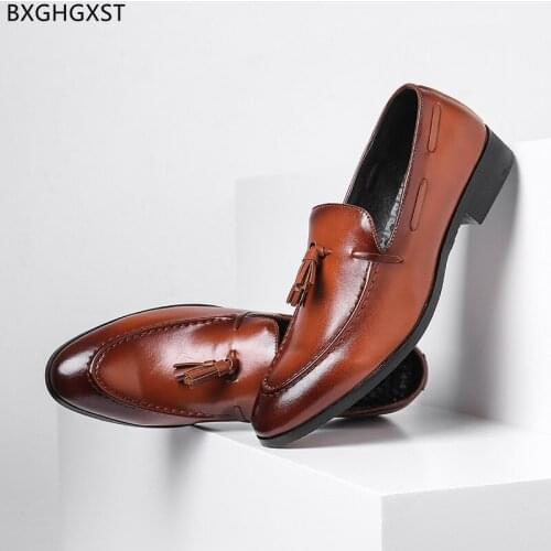 Black Loafers Leather Shoes Men Classic Tassel Party Shoes for Men 2021 Brown Men Dress Shoes Men Zapatos Hombre Chaussure Homme