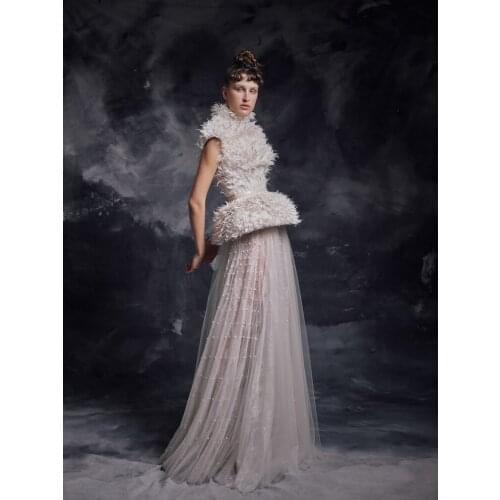 2020 Luxury Feather Jacket Prom Gowns A-Line Stand Collar Sleeveless Beaded Lace Ruffles Cloth Party Dresses Evening Dresses