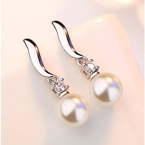 Pearl Earrings Soft Beauty Earrings Female Models Korean Version Of Fashion Earrings