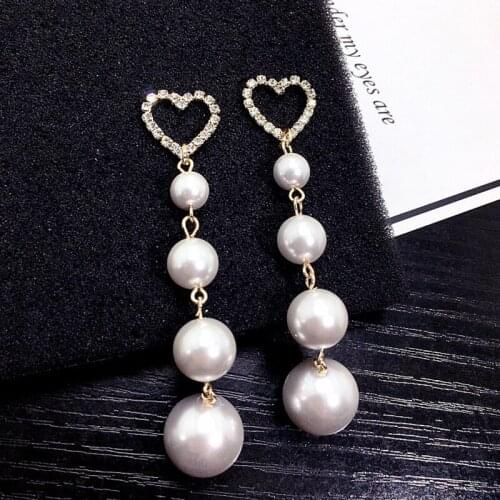 Wholesale Korean Fashion Love Earrings Long String of Pearl Earrings Long Peach Heart Tassel Earrings Female Earrings for Women