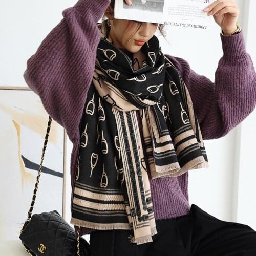 2021 Womens dual-use air conditioning shawl new keychain warm scarf women dual-use double-sided thickened cashmere shawl