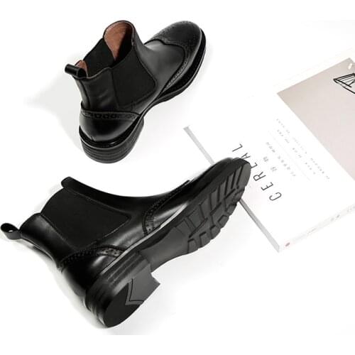 MORDOAN Genuine Cow Leathe Chelsea short boots women flat ankle boots retro carved thick bottom British style short boots women