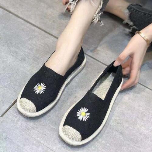 2021 Women Loafers Cute Slip On Canvas Shoes Lady Summer Cartoon Loafers Women Sewing Flax Shoes Casual Shoes Canvas Flat Shoes