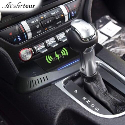 Phone holder car wireless charger for Ford Mustang 2015 to 2020 smart sensing mobile stand for Sumsung S10 S20 charging bracket