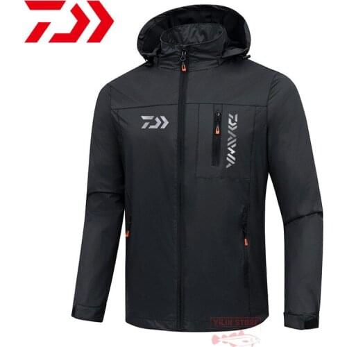 Daiwa Summer Fishing Clothes Men Thin Watertight Fishing Jacket Outdoor Windproof Fishing Clothing Long Sleeve Fishing Shirt