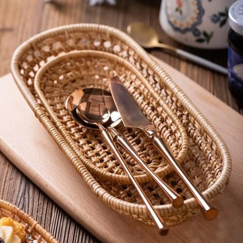 Oval Rattan Bread Storage Tray Dinner Coffee Breakfast Food Serving Tray Hand Woven Coffee Tea Plate Cafe Home Decoration