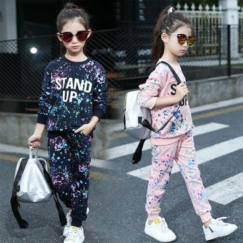 Hallowe 2020 Spring and Autumn New Childrens Korean Graffiti O-Neck Long Sleeve Sports Suit Casual Sweet Two-Piece 4-12 Year