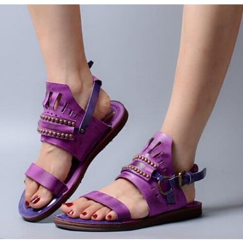 Fashion Vintage Style Strap Gladiator Sandals Women Summer Metal Rivets Flats Casual Shoes Woman Big Size Soft Leather Slippers