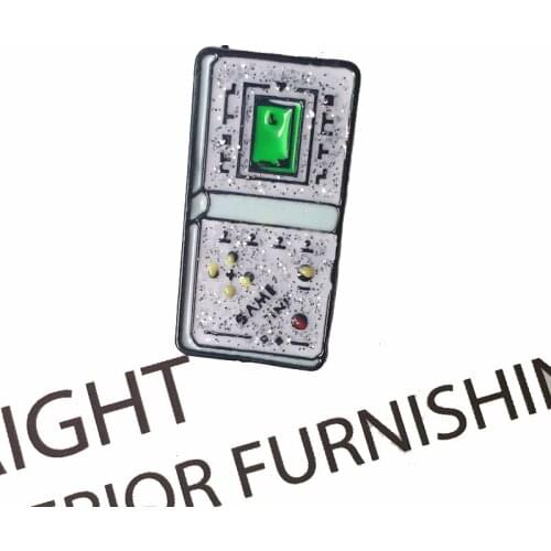 Classic mini Palm Game Console Metal Enamel Brooch Lapel Pin Memories Brooch Badge For Men and Kid Jewelry