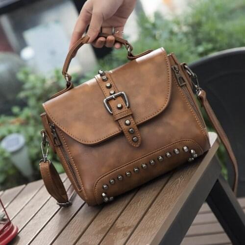 2021 New Women Handbag Rivet Messenger Bags Shoulder Bags Matte PU Satchels Crossbody Purse Simple Fashion Bag Ladies