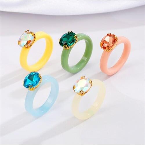 1PC New Colourful Round Crystal Resin Acrylic Ring For Women Simple Elegant Rhinstone Geometric Finger Rings Jewelry Gift R310