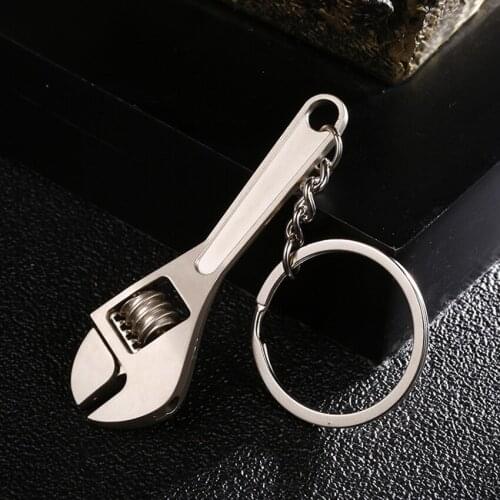 Adjustable Wrench Keyring Portable Zinc Alloy Spanner Key Chain Outdoor Emergency Survival Mini Hand Tools