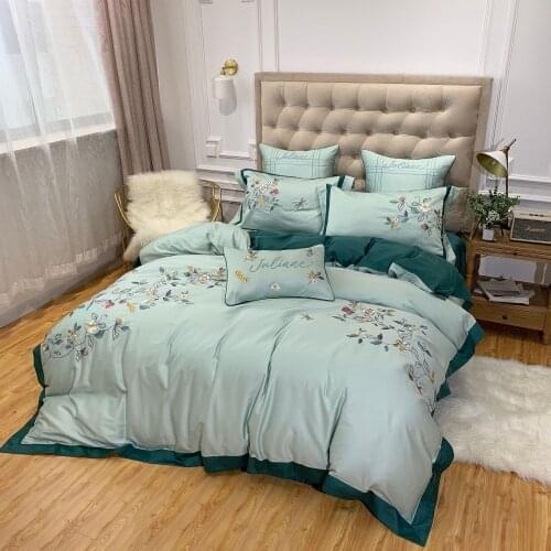 Luxury blue 80S Egyptian cotton Embroidered Bedding sets Queen King Pastoral Duvet cover Bed sheet set Pillowcases 4/6pcs pink