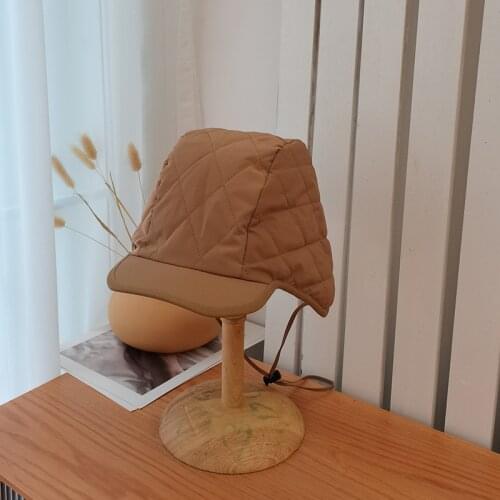 New Arrive Winter Outing Warm Women Russia Ushanka Hat Man Ear Flap Feather Inside Thick Snow proof Fashion Visor Bomber Hats