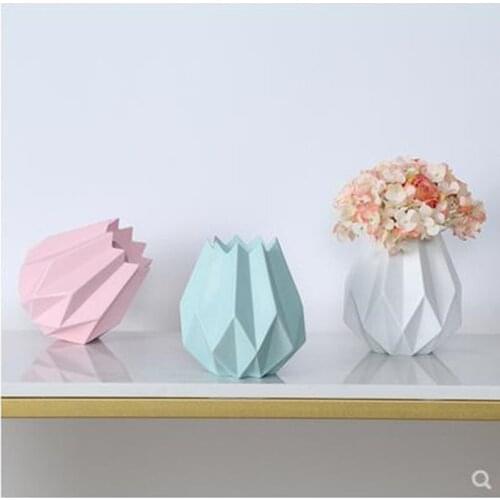 Nordic style origami ceramic vase, home office desktop decoration, creative living room flower arrangement porcelain