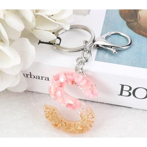 1Pc Pink With Gold Alphabet Keychain English Letter Keyring Glitter Gradient Resin Gold Leaf Crafts Car Mirror Handbag Charms