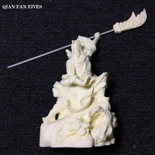 Mythology figure Guan Gong Statue， Horizontal knife Guan Yu，Modern art sculpture，Home decoration accessories，High-endstatue