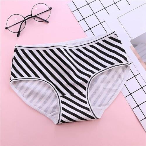 Simple Patterned Cotton Underwear Women Fashion Cute Cartoon Panties Soft Seamless Briefs Female