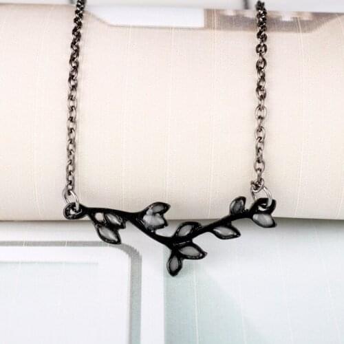 Dongsheng Fashion Women Handmade Black Leaf Branch Necklaces Luminous Jewelry Glow In The Dark Charm Pendant Chain Necklace -30