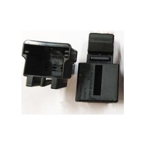 2/4/10pcs/lot 3 Pin 3 Way Male LED Taillight Taillamp Connector Plug For VW Audi 5K0972713 5K0 972 713