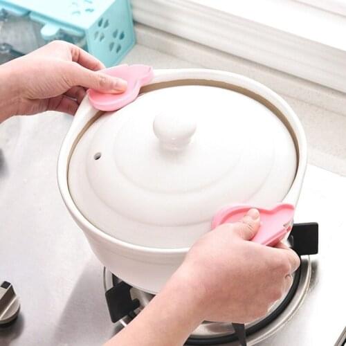 2 Pcs/Set Silicone Creative Butterfly Kitchen Heat Insulation Against Hot Plate Clip With Magnet Protect Hands Take Bowl Oven