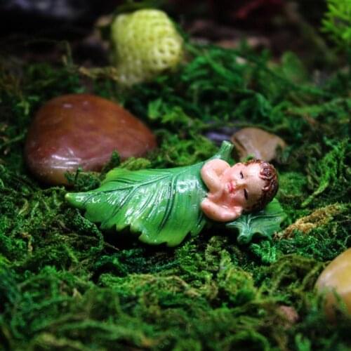 1pcs Mini Flower Fairy Baby Garden Miniature Ornament Micro Landscape Moss Terrarium Cute Figurine DIY Resins Home Decoration