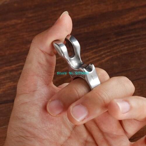 Slingshot Accessories New Stainless Steel Slingshot Shooting Fish Finger Fishing Dart Hunting Fishing Ring Protection Finger