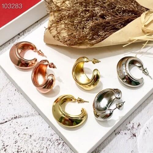 YPAY8 Luxury ashion Brand Irregular Pearl Jewelry For Women Designer Modern Geometric Earrings Tassel Pearl drop Wedding Party