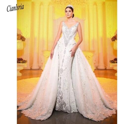 Dubai Arabic Cathedral Train Backless Beading Crystal Mermaid Wedding Dress Spaghetti Straps Appliques Lace Saudi Bridal Gown
